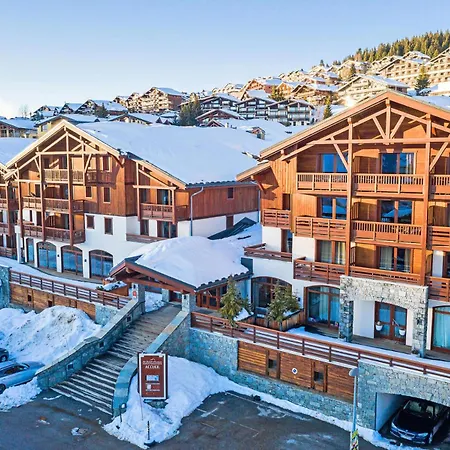2 Personnes Mae-9673 Otel *